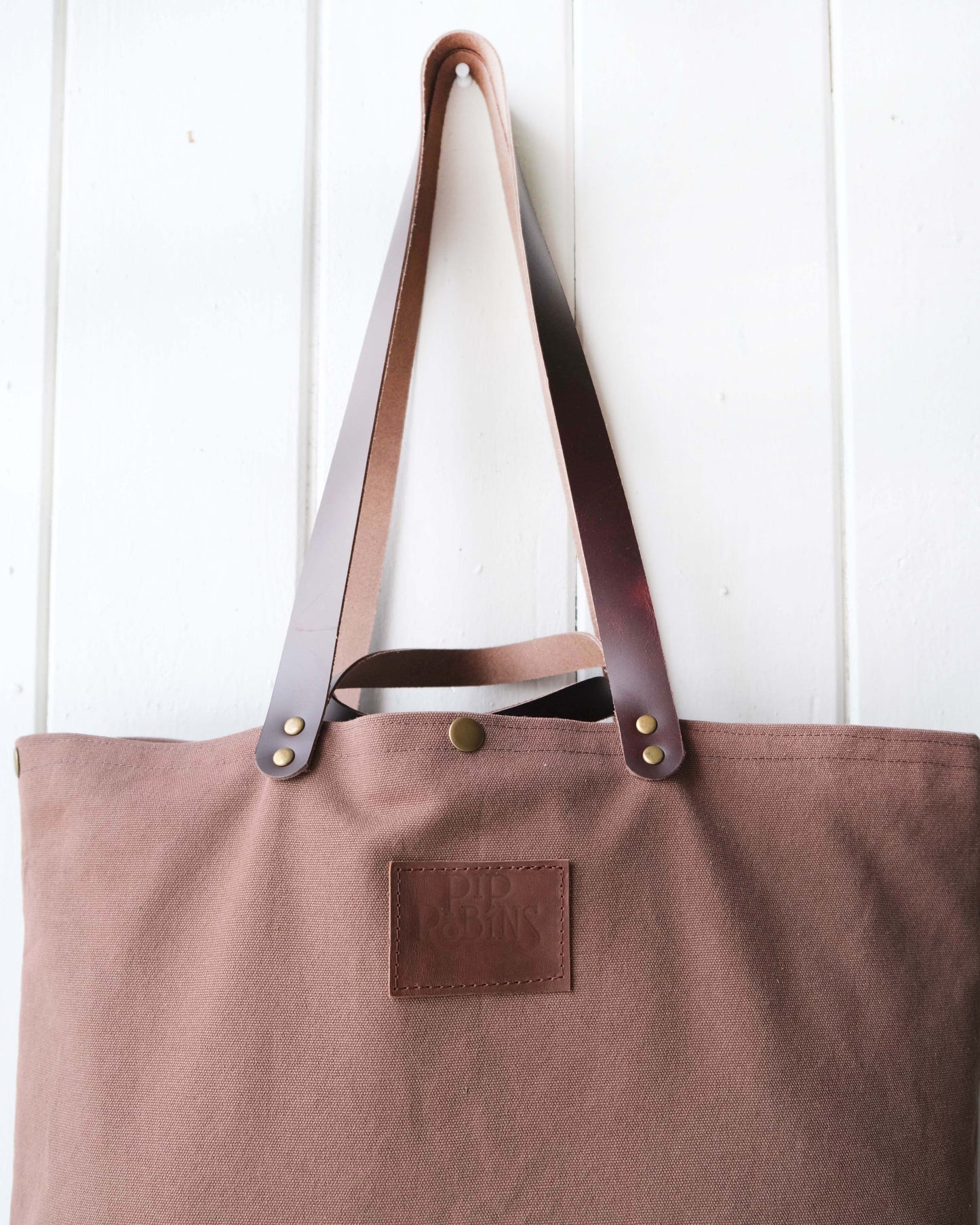 Mini-Mini Maggie Bag: Mocha