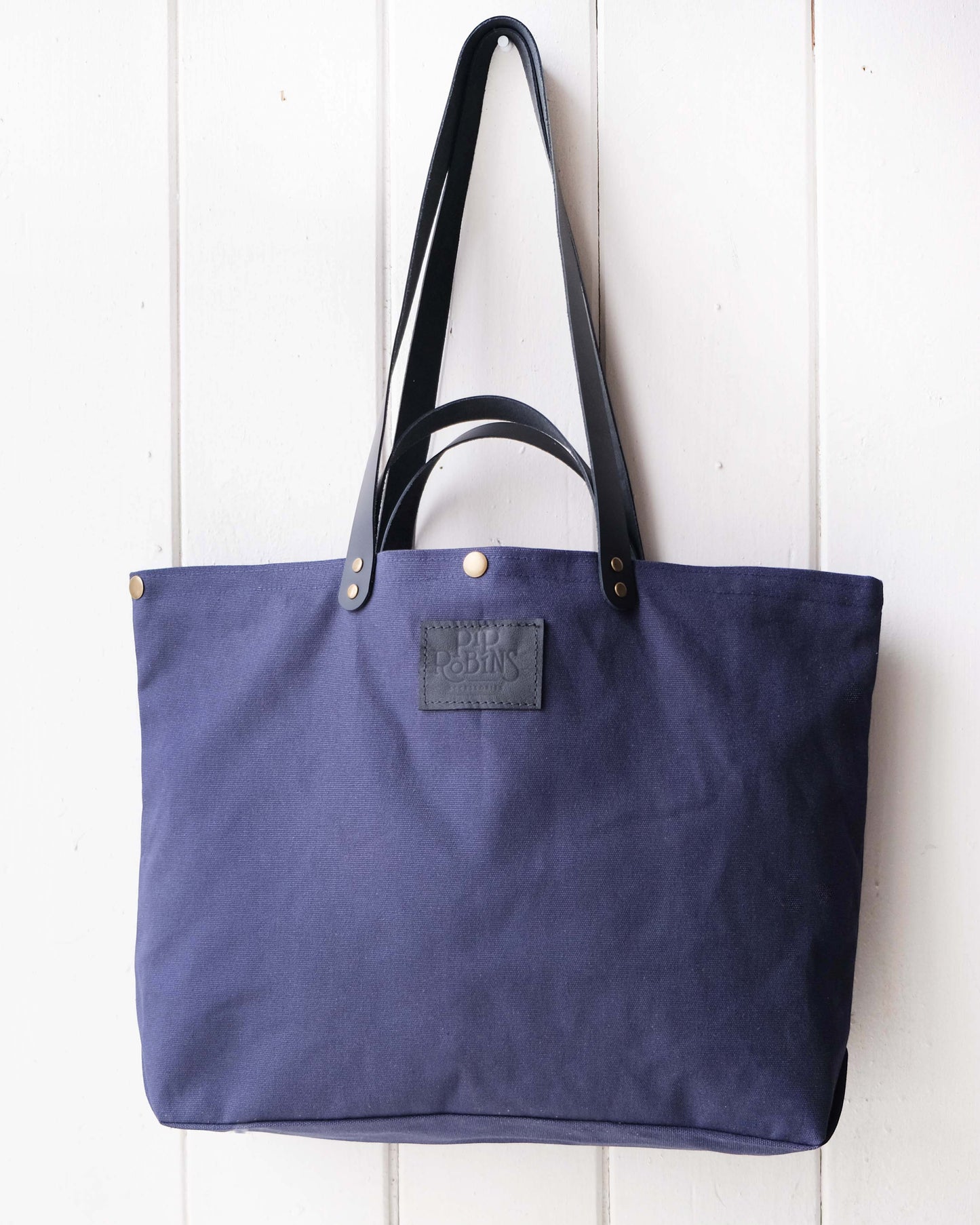 Mini-Mini Maggie Bag: Navy & Black