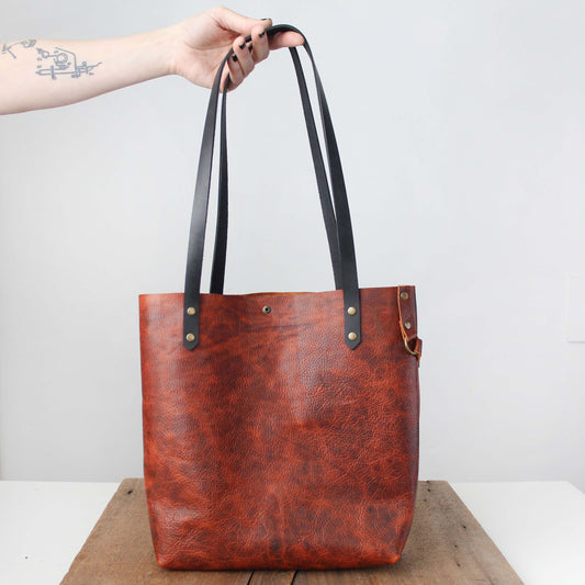 Everyday Leather Tote: Coals 10