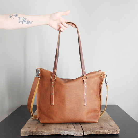 Leighton Tote: Ivory Floral Lining